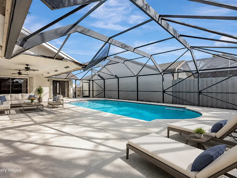 Summertrace Cir — Photo 1