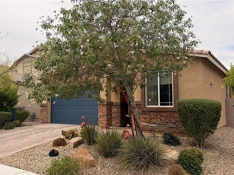 4336 Stardusk Falls Ave — Photo 2