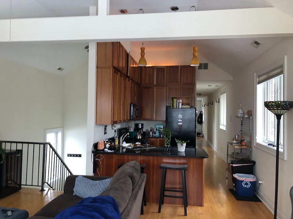 1st image of 2901 N Richmond St APT 3