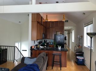 2901 N Richmond St APT 3, Chicago, IL 60618