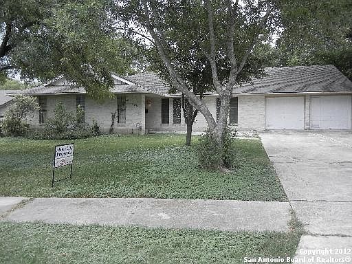 1st image of 320 Harriet Dr