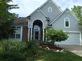 4719 Parkside Ct, Ann Arbor, MI 48105