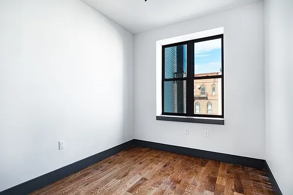 Rented by Rennit Inc. | media 7