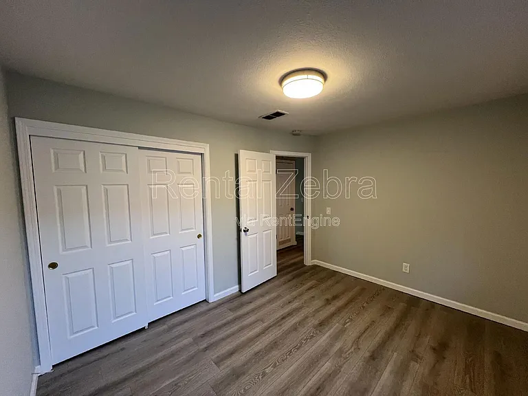 141 W Agua Caliente Rd #D — Photo 9