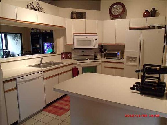 Home For Sale In Shores At Wellington