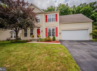 3 Walnut Green Way, Newark, DE 19702