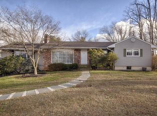 1 Princess Ct, Holmdel, NJ 07733