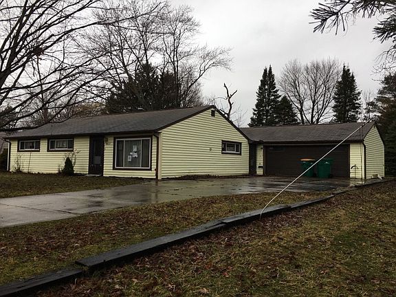 2nd image of 1843 Sunview Dr