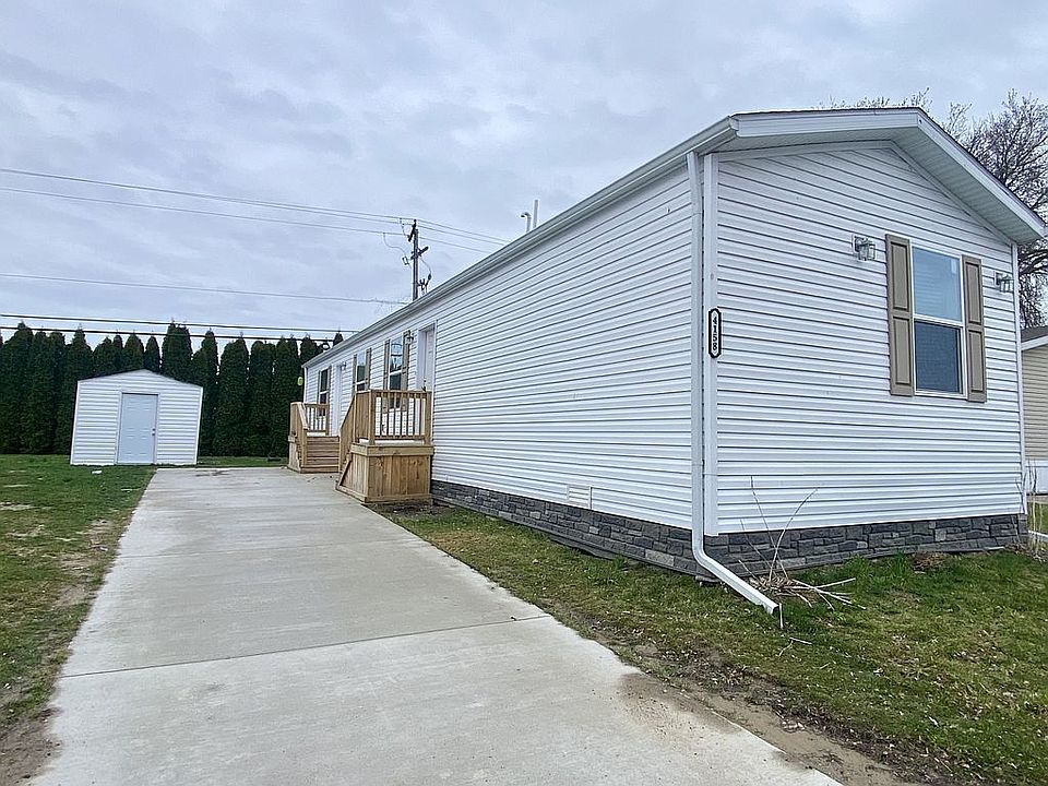 1st image of 4158 Riverview Cir