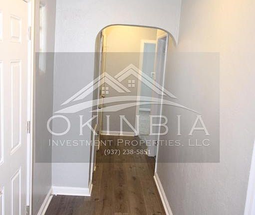 3rd image of 2317 Elsmere Ave