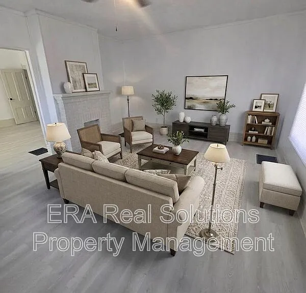 133 N Eureka Ave — Photo 2