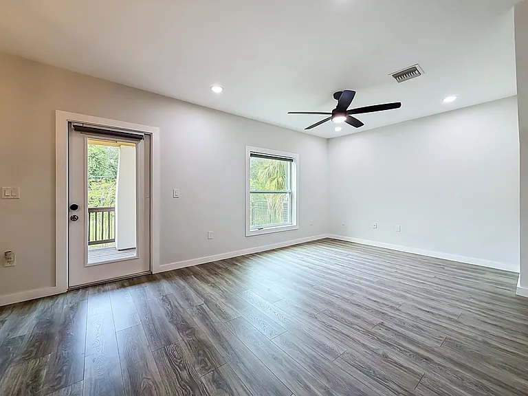 1956 Freedom Dr #1 — Photo 11