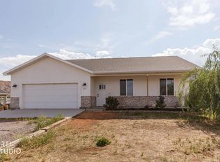 887 S 300 E, Monroe, UT 84754