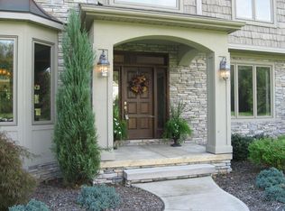 1250 Hunting Hollow Dr, Hudson, OH 44236