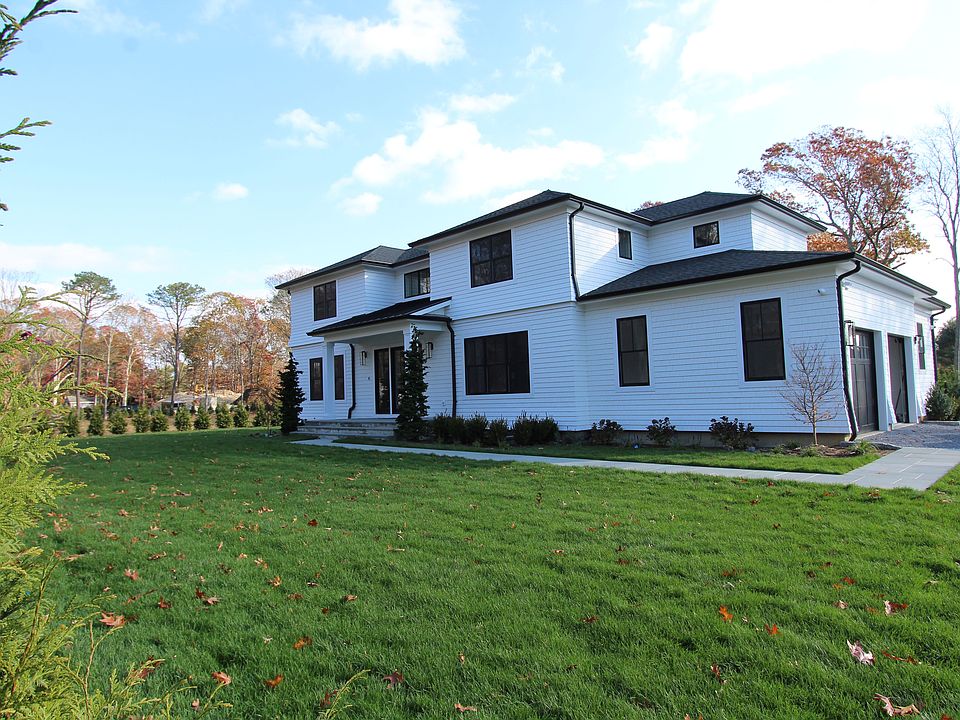 1st image of 10 Webb Ct