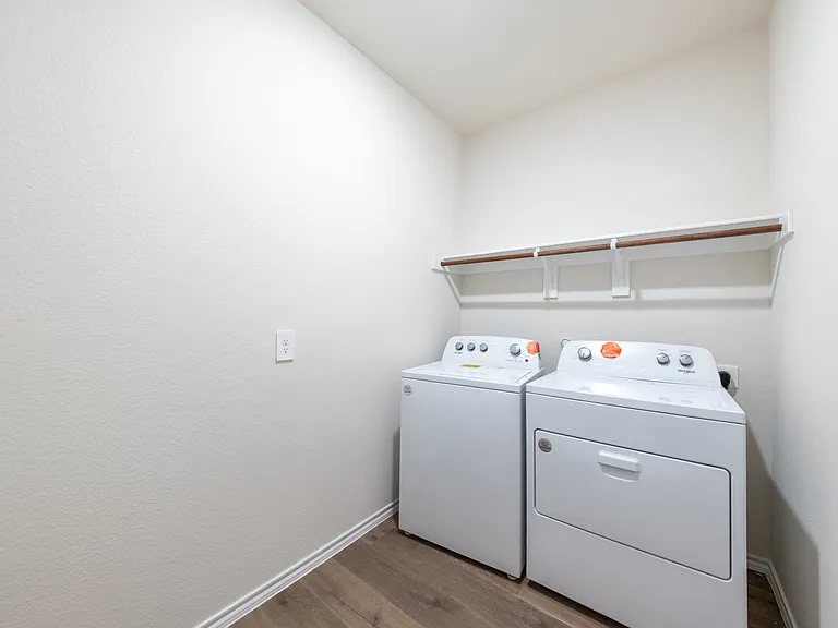 13156 Dawson Dr — Photo 12