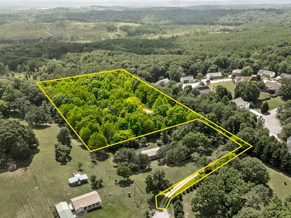 11030 Fritts Rd, Soddy Daisy, TN 37379