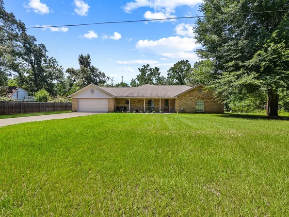 400 An County Rd #374, Palestine, TX 75801