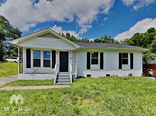 730 Dunbrook Ln, Charlotte, NC 28217