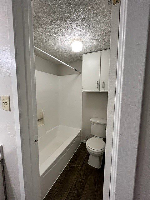 2nd image of 6008 N Lamar Blvd #1-304