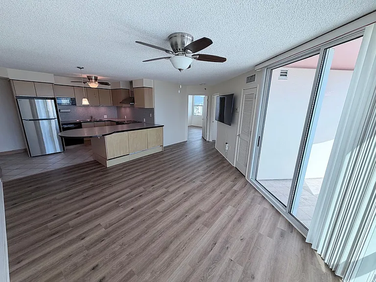 801 S King St #2602 — Photo 4