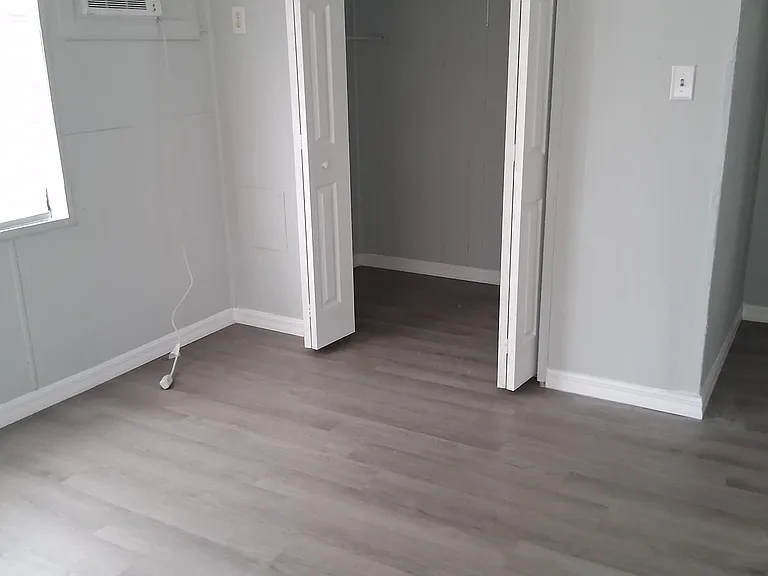 311 Bartow Rd S — Photo 11