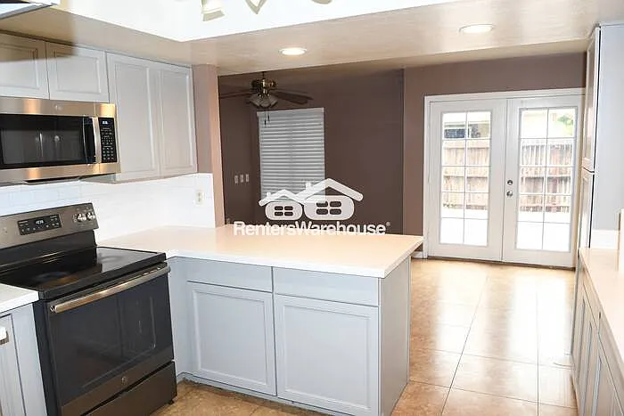 2455 E Broadway Rd #99 — Photo 5
