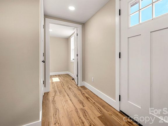 3rd image of 323 Stepp Ave