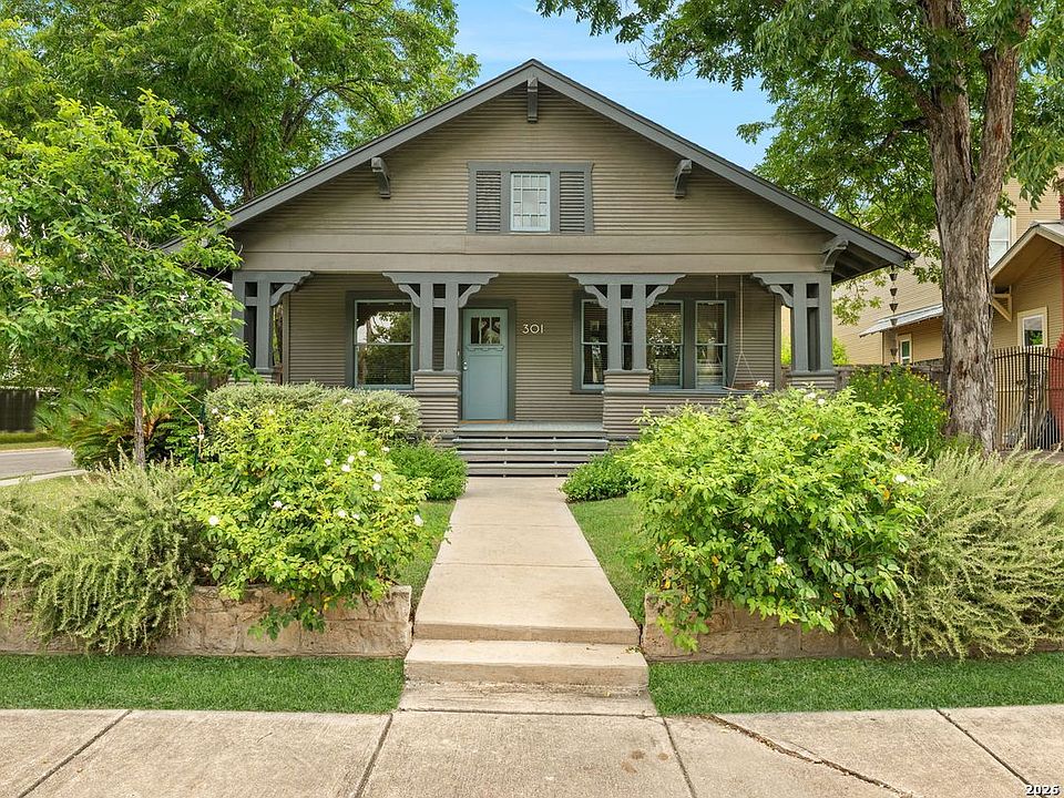 1st image of 301 QUEEN ANNE CT