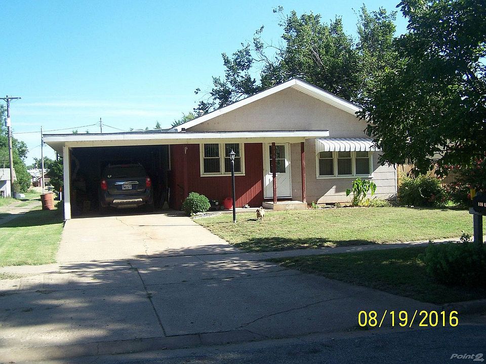 Welcome home to 116 E 12th