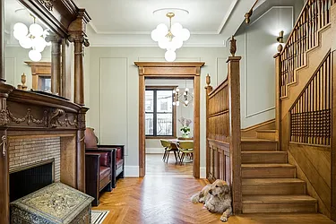 269 West 138th Street  image 1 of 20