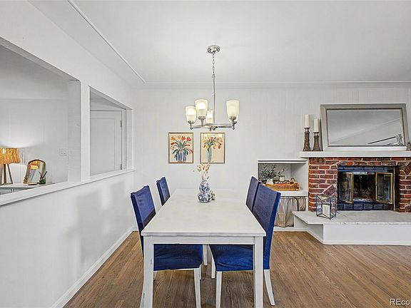 4th image of 3076 S Holly Place