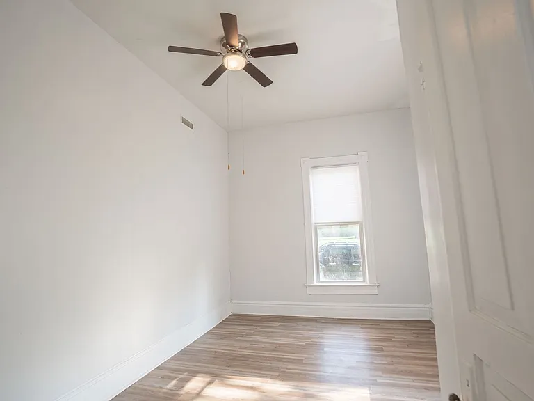 731 S 7th St #2 — Photo 24