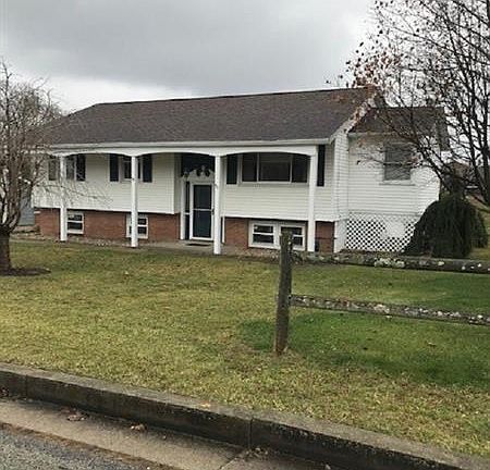 2nd image of 319 Debora Dr