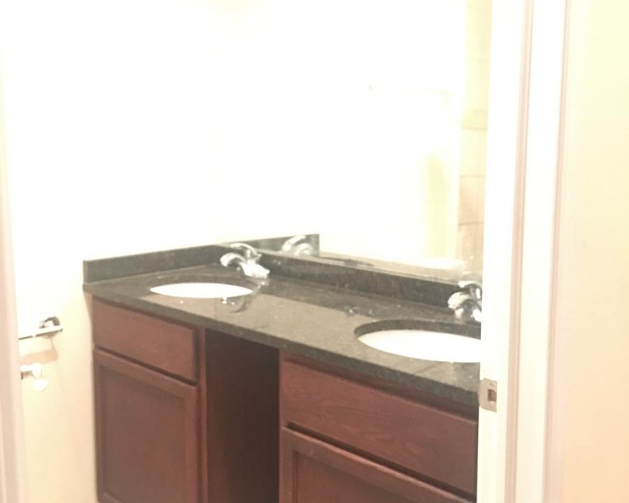2nd image of 4333 S Indiana Ave APT 1