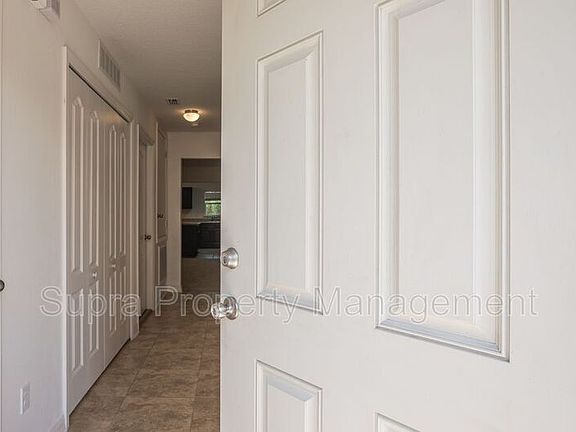 5th image of 11657 Hickory Oak Dr