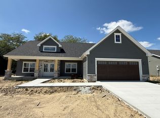 1913 S Stone Creek Blvd, Urbana, IL 61802