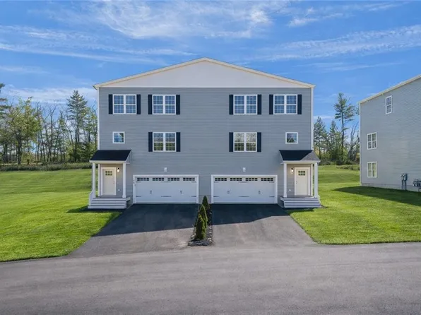2 Old County Village Rd #B, Smithfield, RI 02917