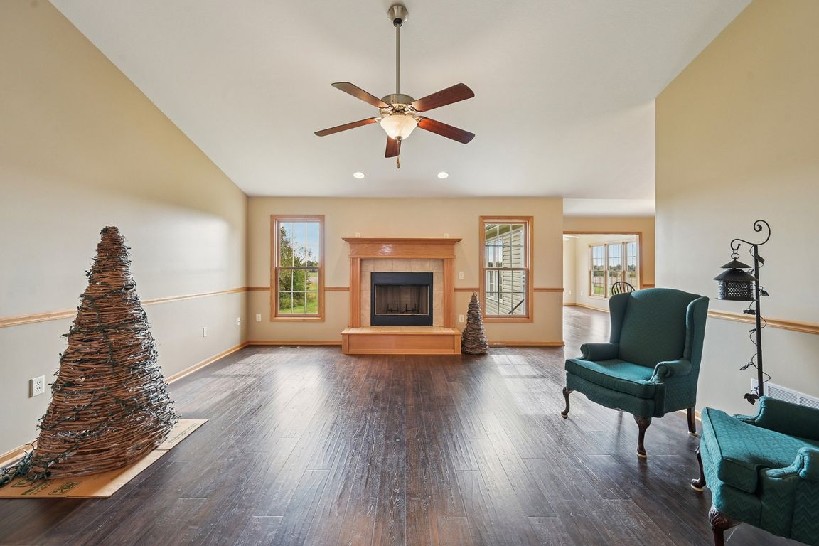 next background image