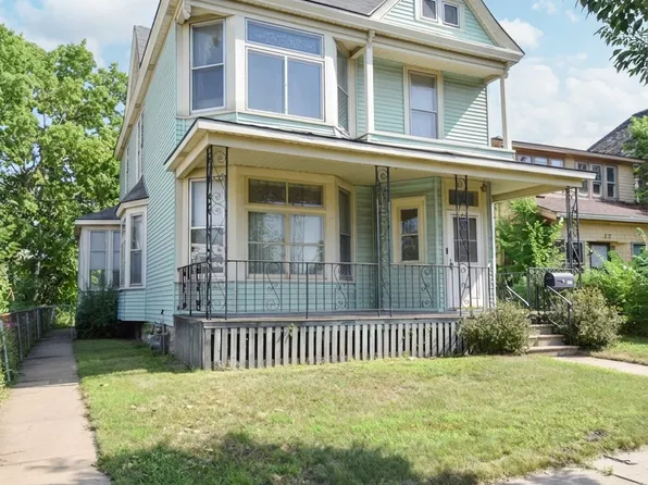 715 Margaret St, Saint Paul, MN 55106