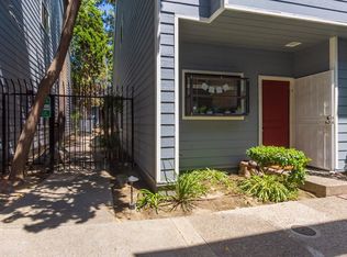 699 Arneill Rd, Camarillo, CA 93010