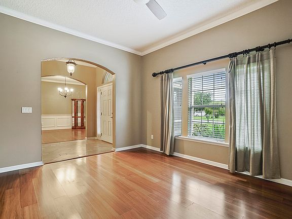 3rd image of 5828 Cypress Estates Dr