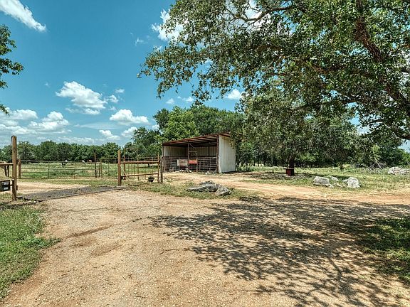 4th image of 430 Indian Hills Trl
