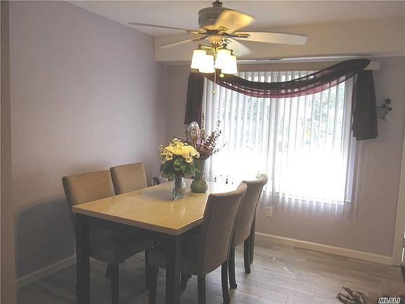 5th image of 222 L Springmeadow Dr #L