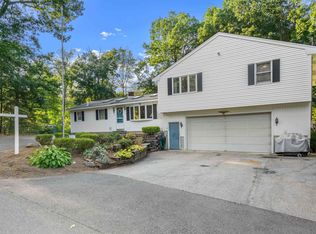 4 Chase St, Salem, NH 03079
