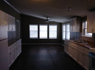 1204 Sherwood Dr, Lapeer, MI 48446