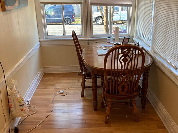 4th image of 528 S Pine St #2
