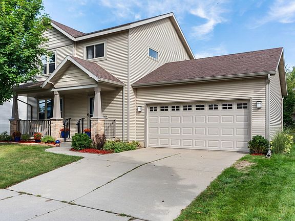 2nd image of 6934 Dominion Dr
