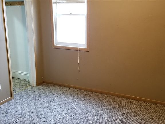 5th image of 103 S Market St