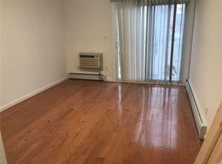 5971 59th Pl, Maspeth, NY 11378